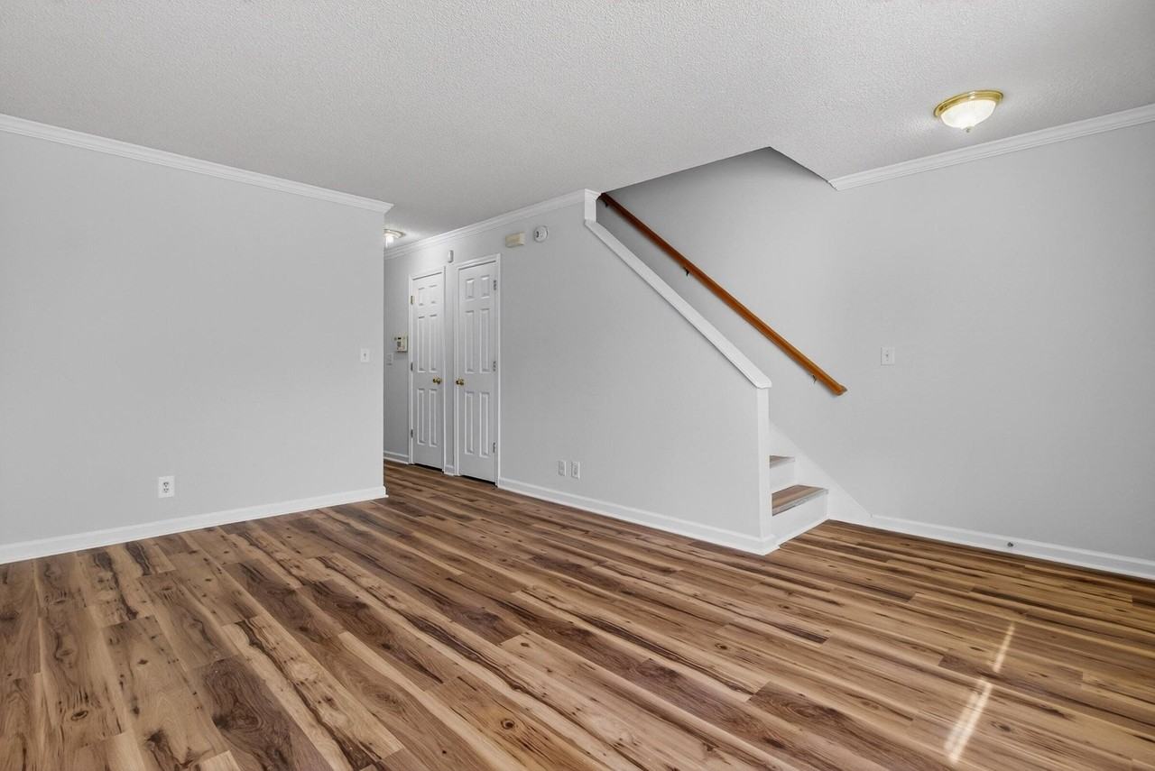 6248 Lucille Dr #15F - Photo 6 of 24