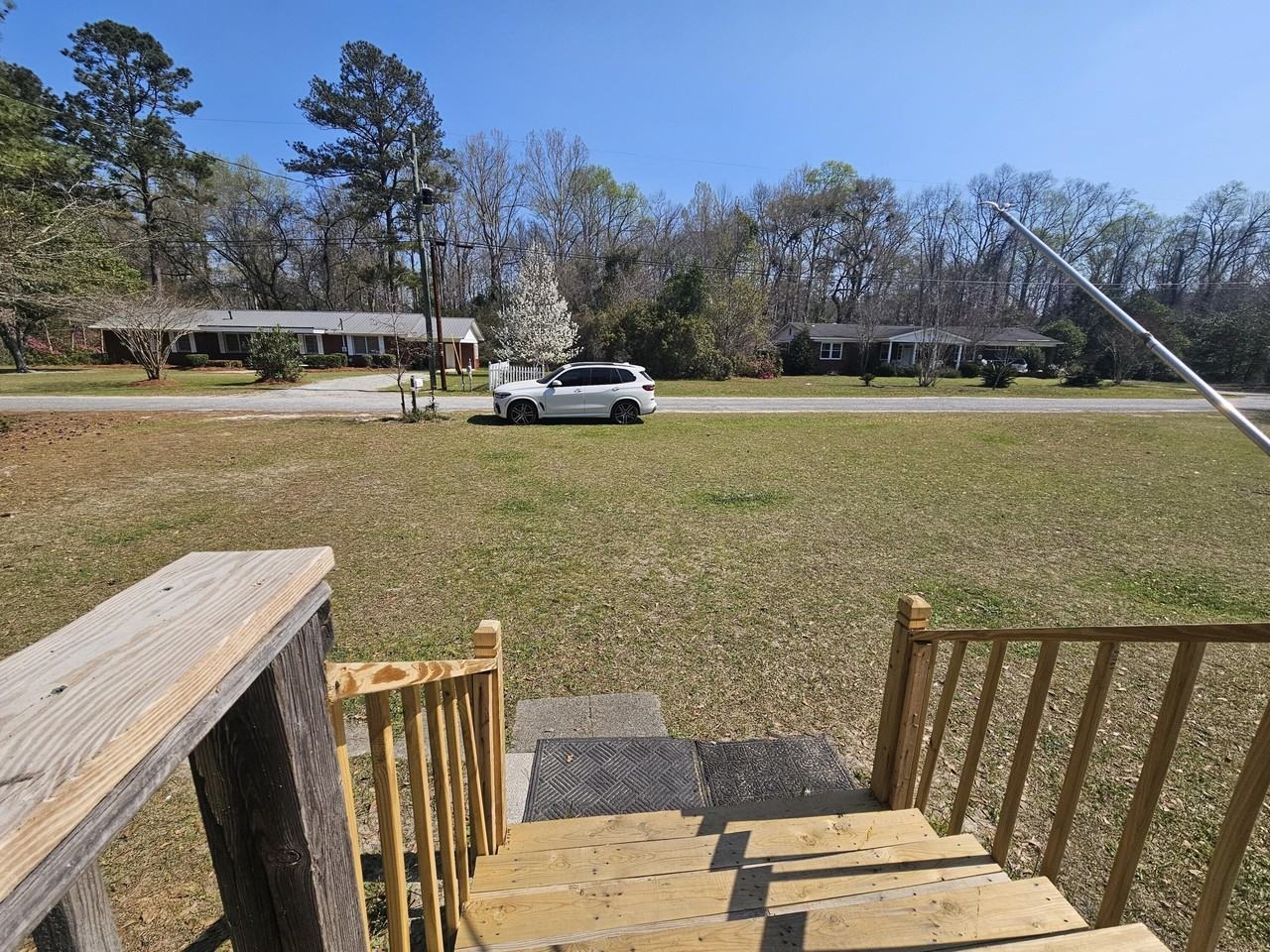 203 Shannon Rd - Photo 5 of 24