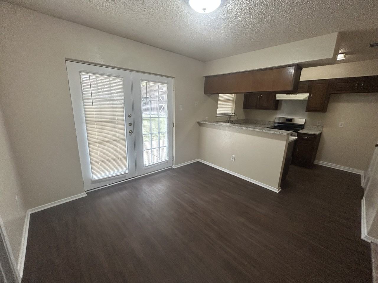 1105 Saturn Dr #1 - Photo 3 of 11