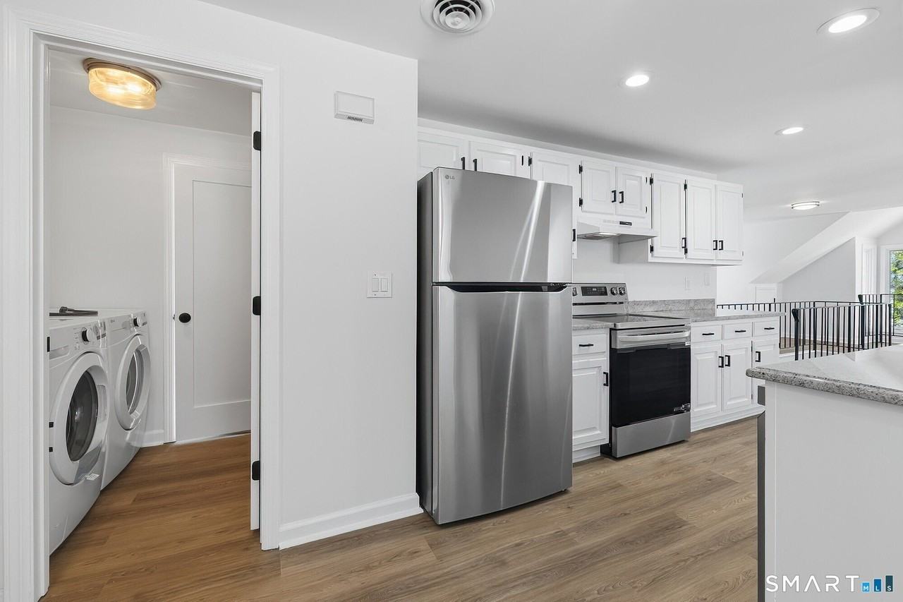 426 Main St #G - Photo 5 of 24