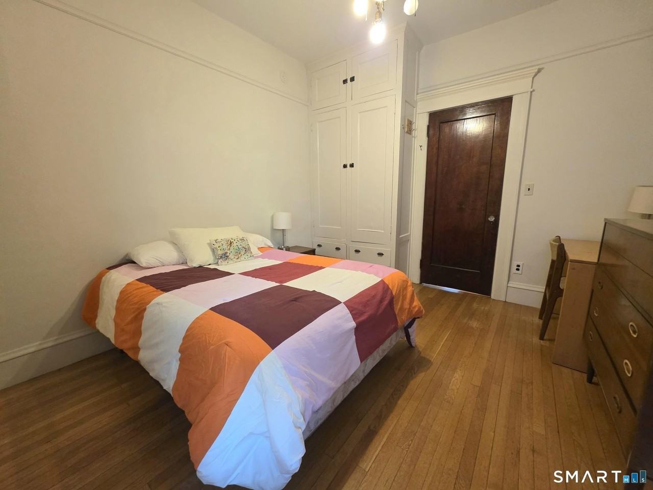 548 Orange St #304 - Photo 6 of 10