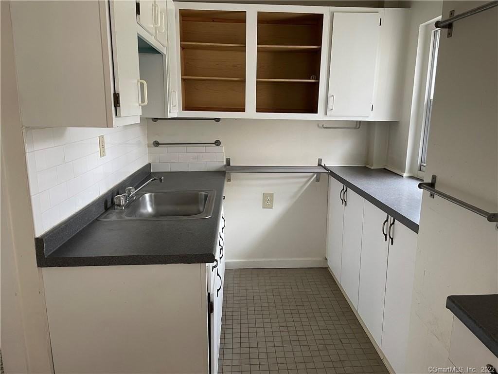 191 Saint John St #2B - Photo 6 of 14