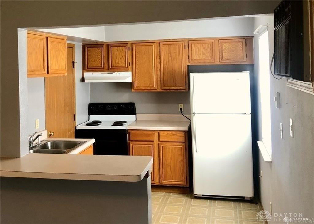 351 Gilbert Ave #351 - Photo 3 of 9