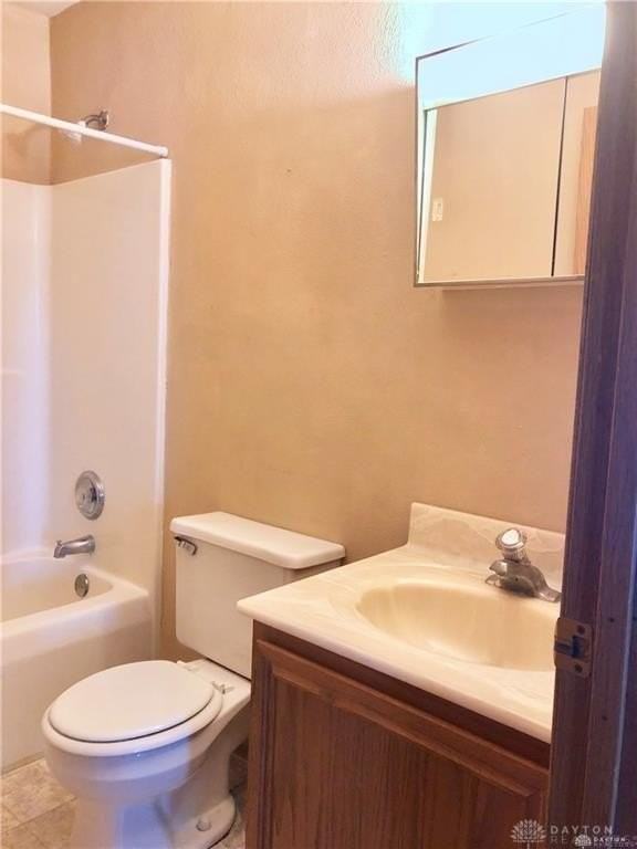 351 Gilbert Ave #351 - Photo 6 of 9