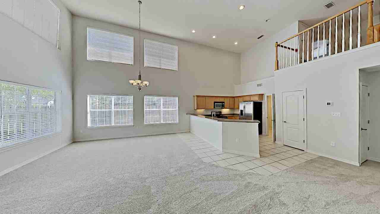 113 Red Maple Ct - Photo 3 of 36