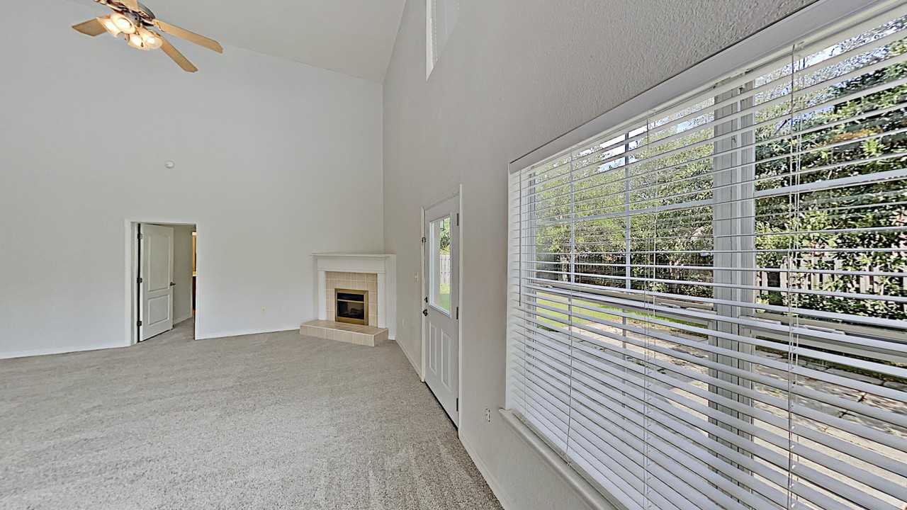 113 Red Maple Ct - Photo 6 of 36