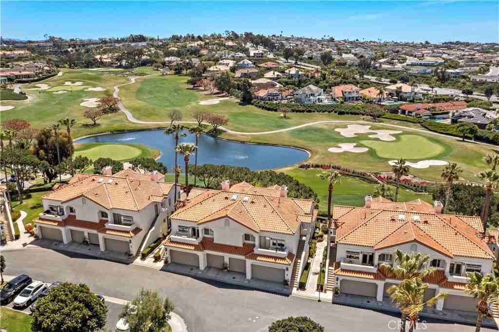 82 Tennis Villas Dr - Photo 2 of 48