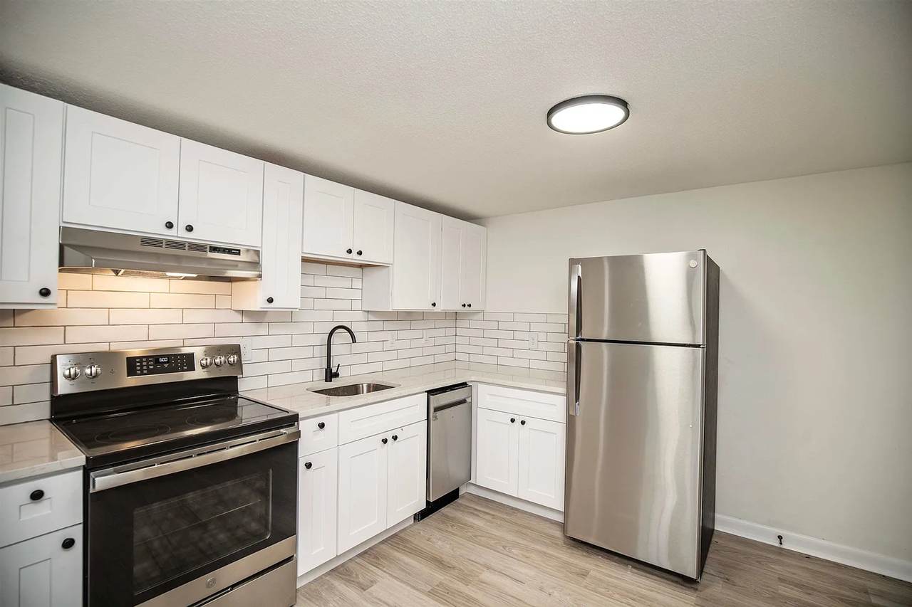 103 South Policy Street - Photo 3 of 12