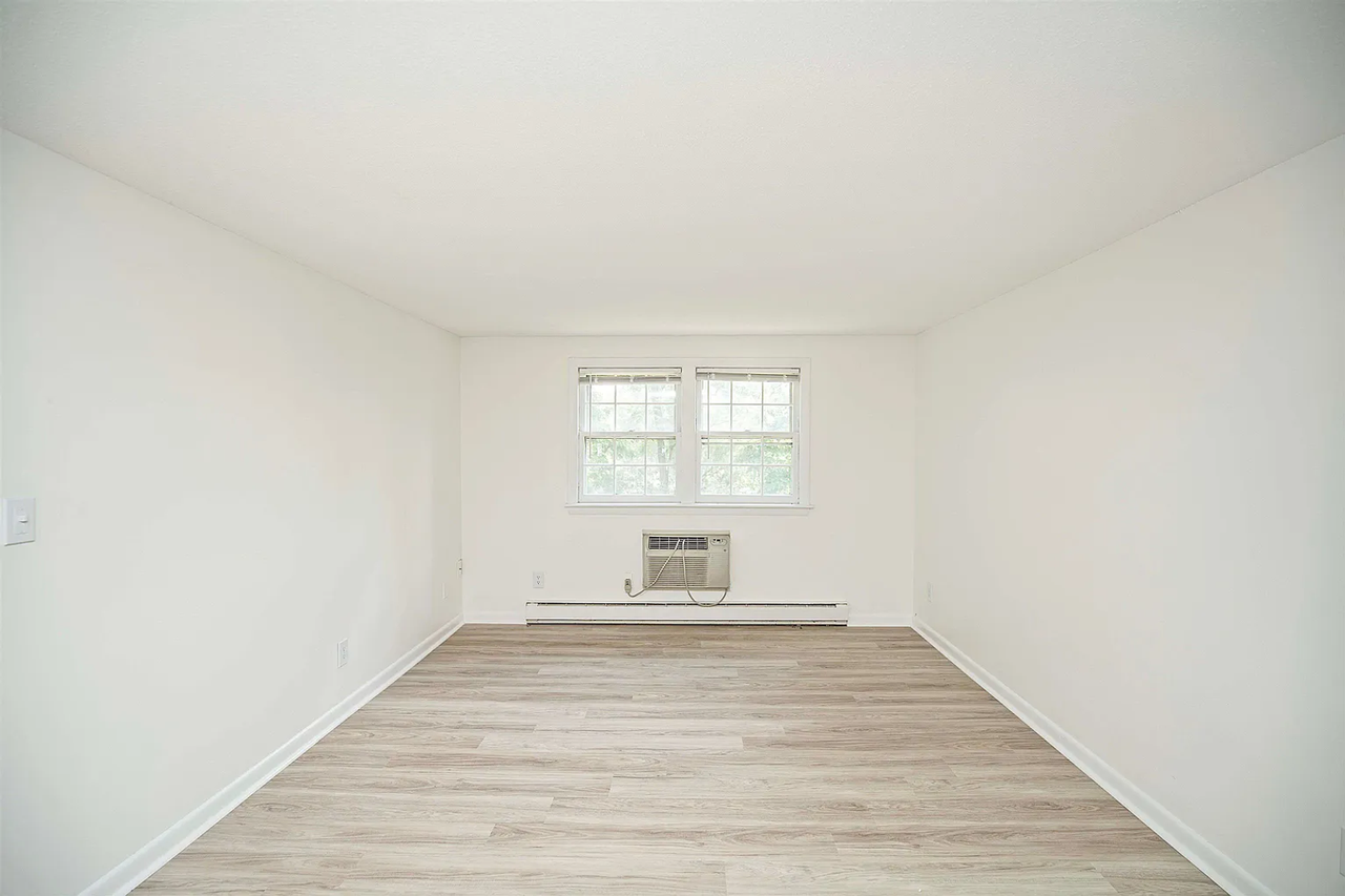 103 South Policy Street - Photo 4 of 12