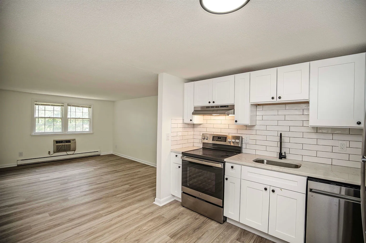 103 South Policy Street - Photo 7 of 12