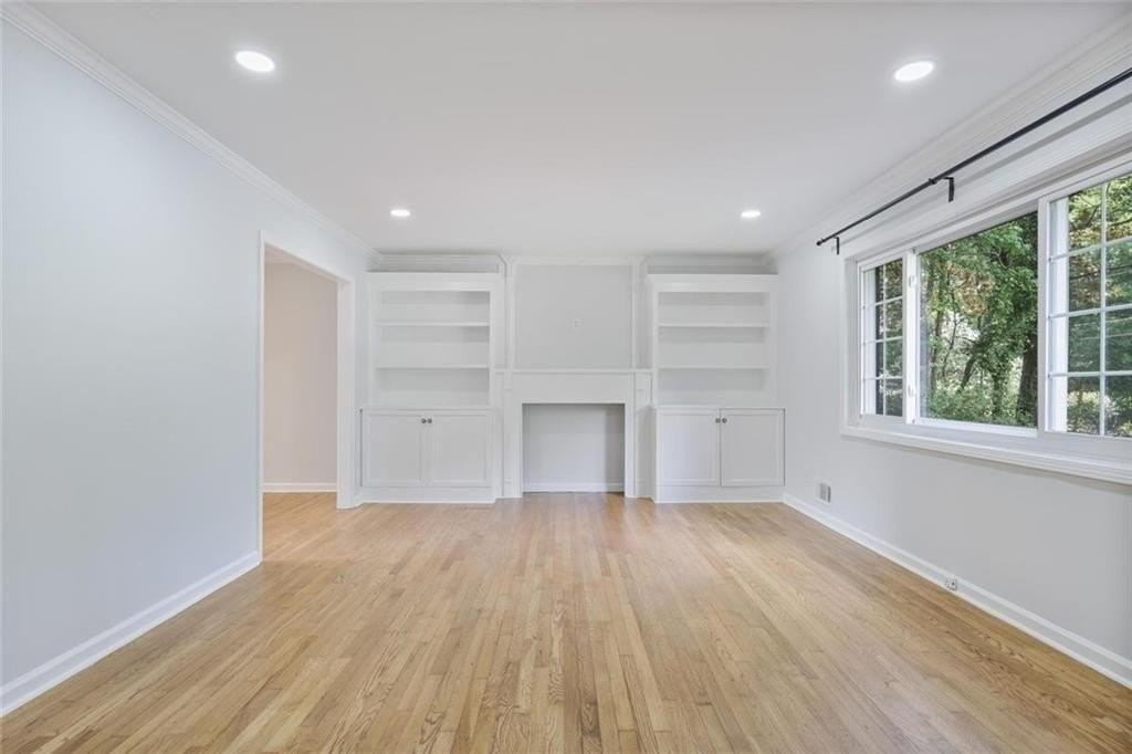 2903 Old Sewell Rd - Photo 4 of 34