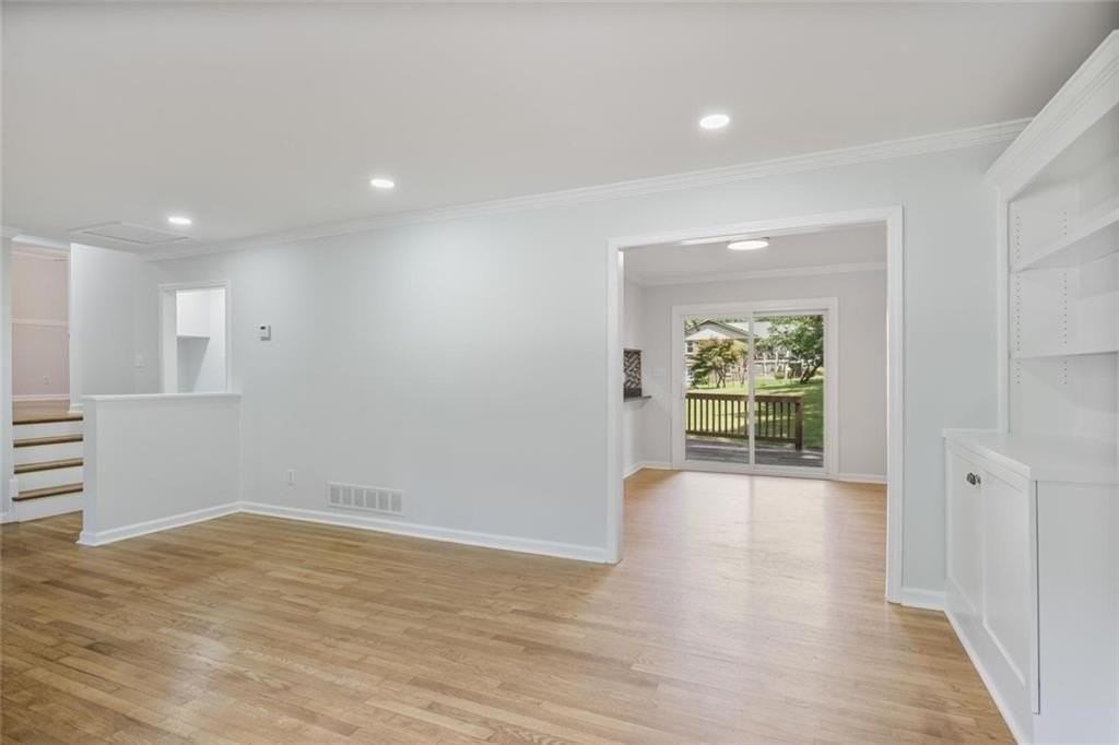 2903 Old Sewell Rd - Photo 6 of 34