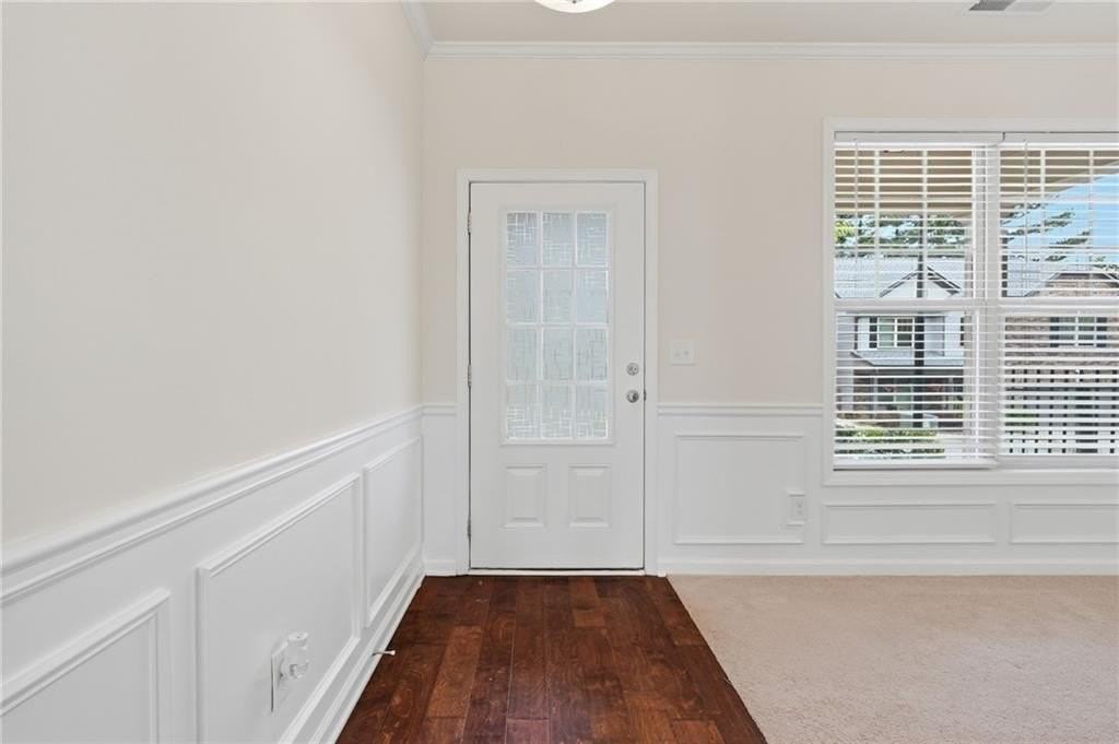 6498 Panasa Ct - Photo 4 of 48