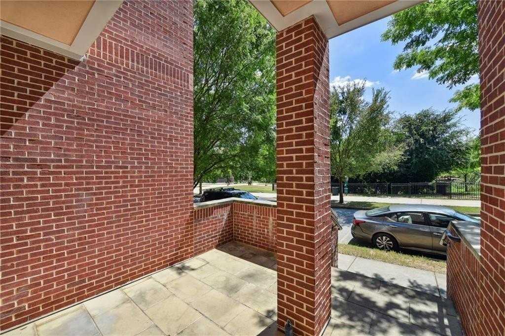 745 Fountainhead Ln Ne #126 - Photo 3 of 47