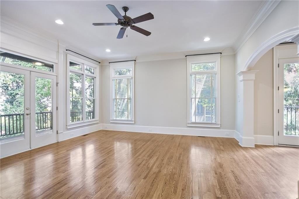 614 Timm Valley Rd Ne #B - Photo 3 of 31