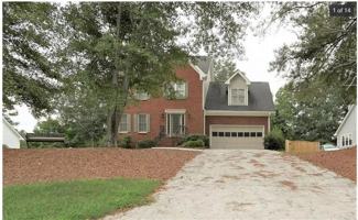 featured image of 2945 Riverbend Dr