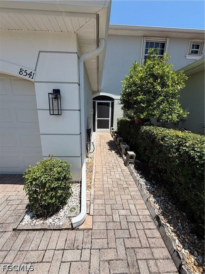 8541 Athena Ct - Photo 2 of 17