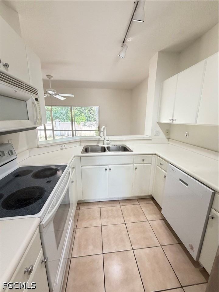 8541 Athena Ct - Photo 6 of 17