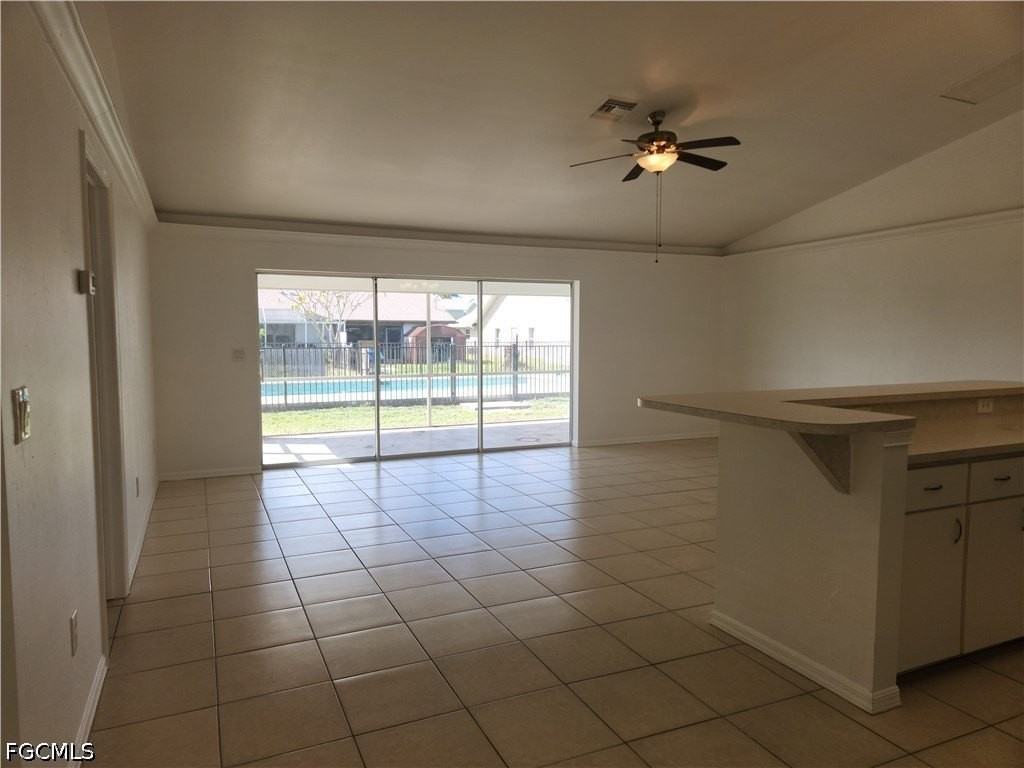 4714 Skyline Blvd - Photo 3 of 24