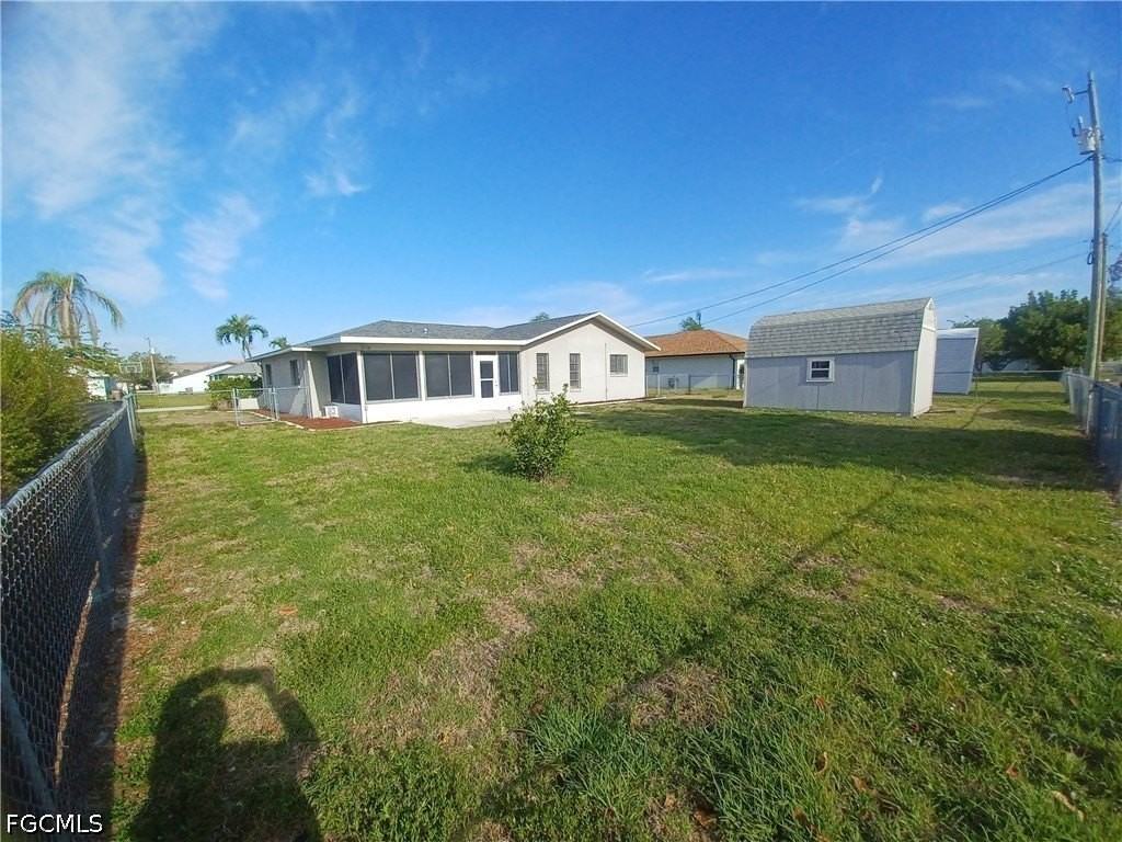 3305 Sw 7th Pl - Photo 2 of 16