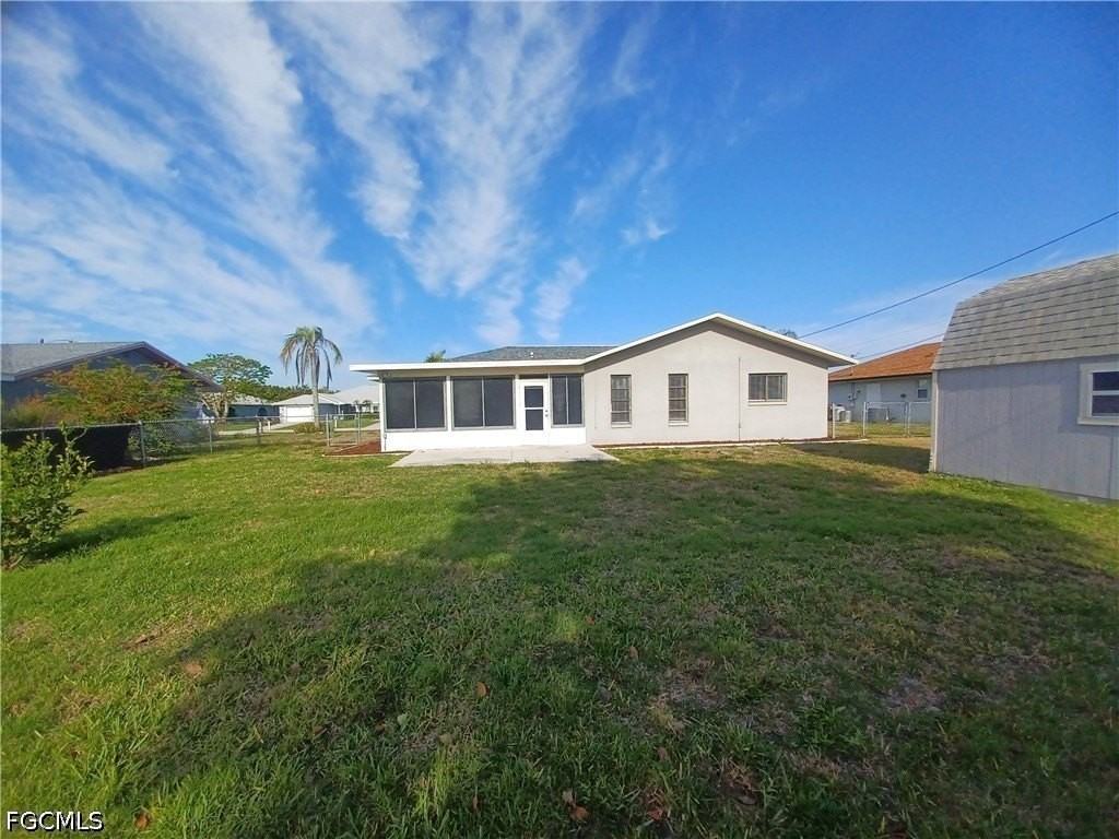 3305 Sw 7th Pl - Photo 3 of 16