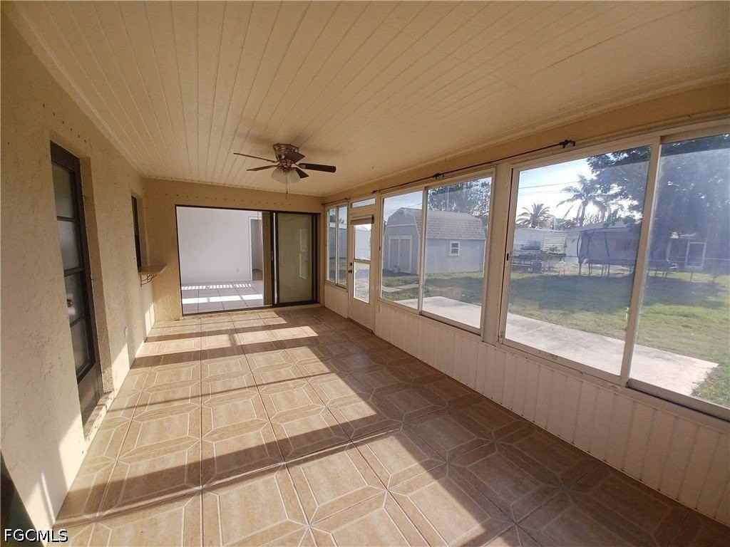 3305 Sw 7th Pl - Photo 4 of 16