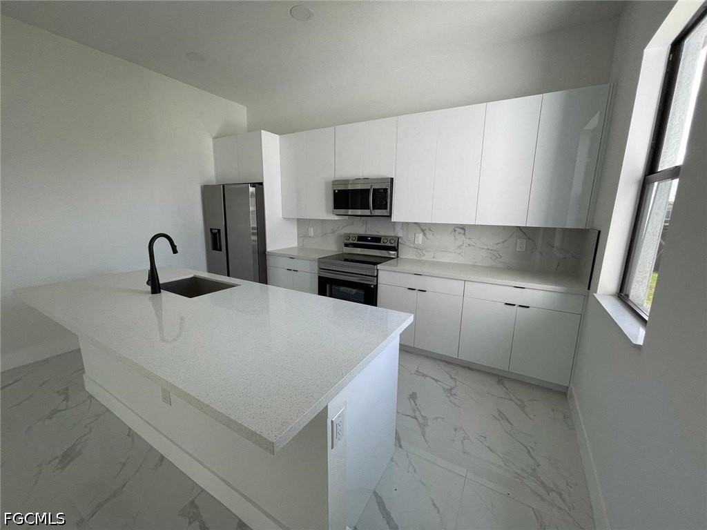 1319 Nw 15th Ave - Photo 4 of 16