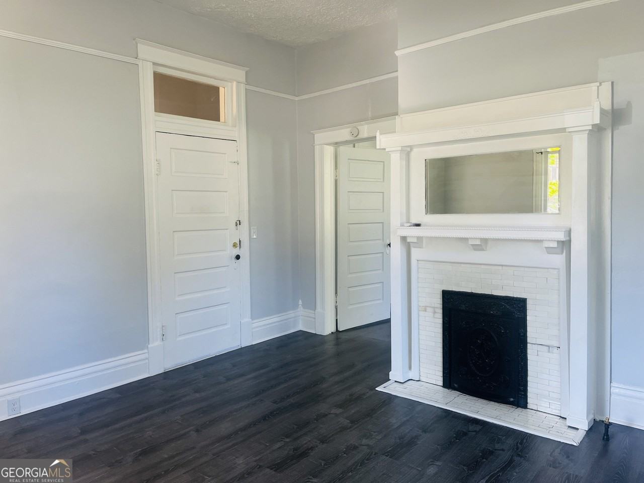 109 Ben Hill St #1 - Photo 5 of 18