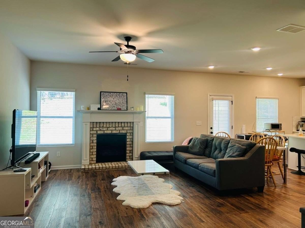 57 Pacific Ave - Photo 6 of 34