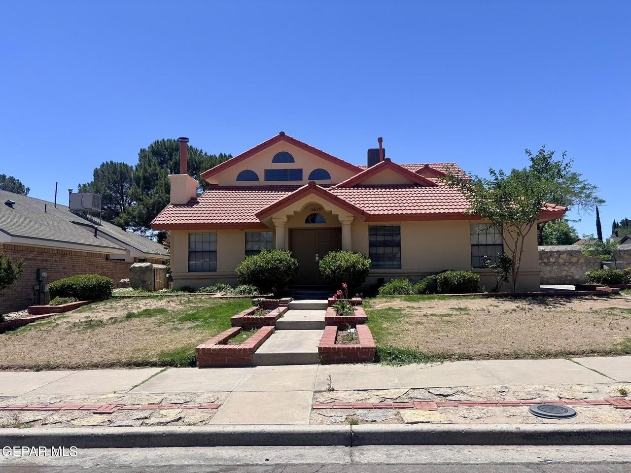11670 Rufus Brijalba Dr - Photo 2 of 22