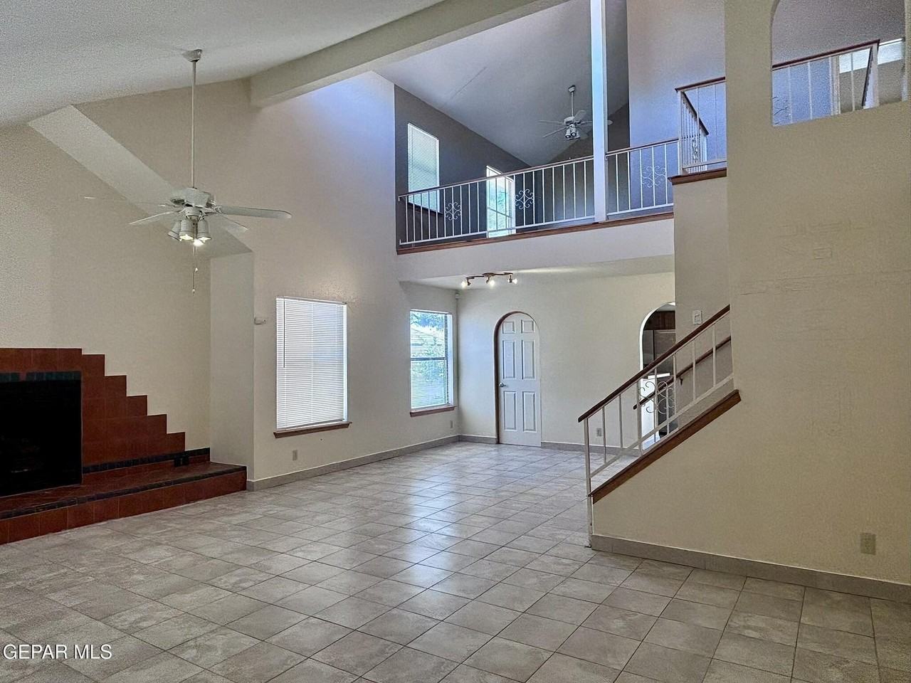 11670 Rufus Brijalba Dr - Photo 4 of 22
