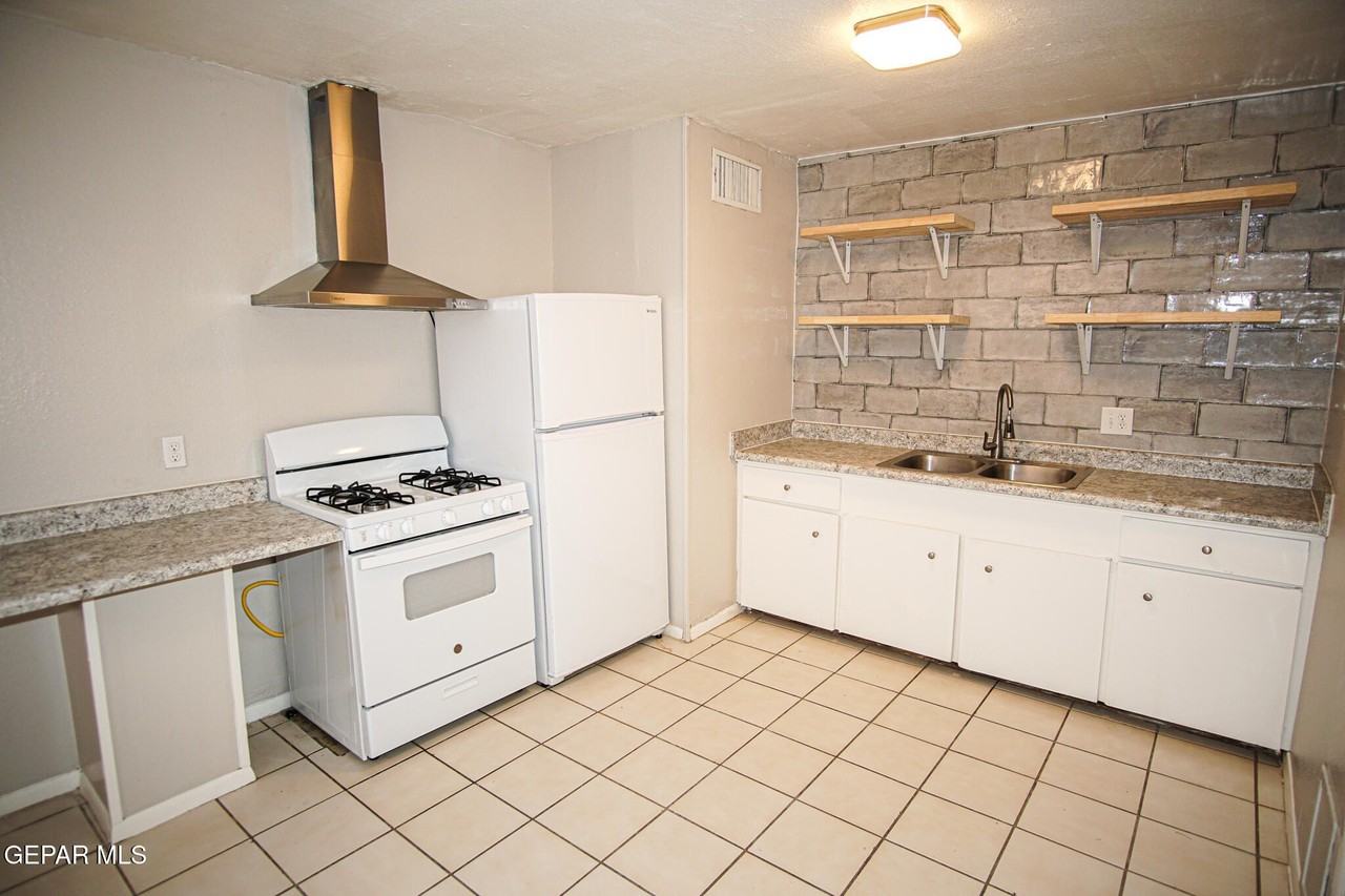 408 Mississippi Ave #B - Photo 4 of 15