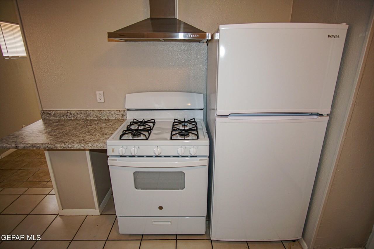408 Mississippi Ave #B - Photo 5 of 15