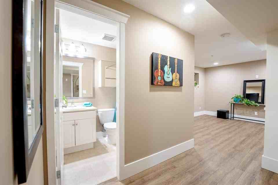 24346 101A Avenue #Bsmt - Photo 5 of 8