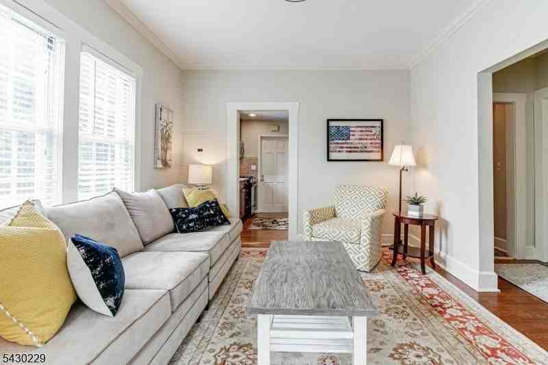 34 Fairview Ave #2 - Photo 5 of 22