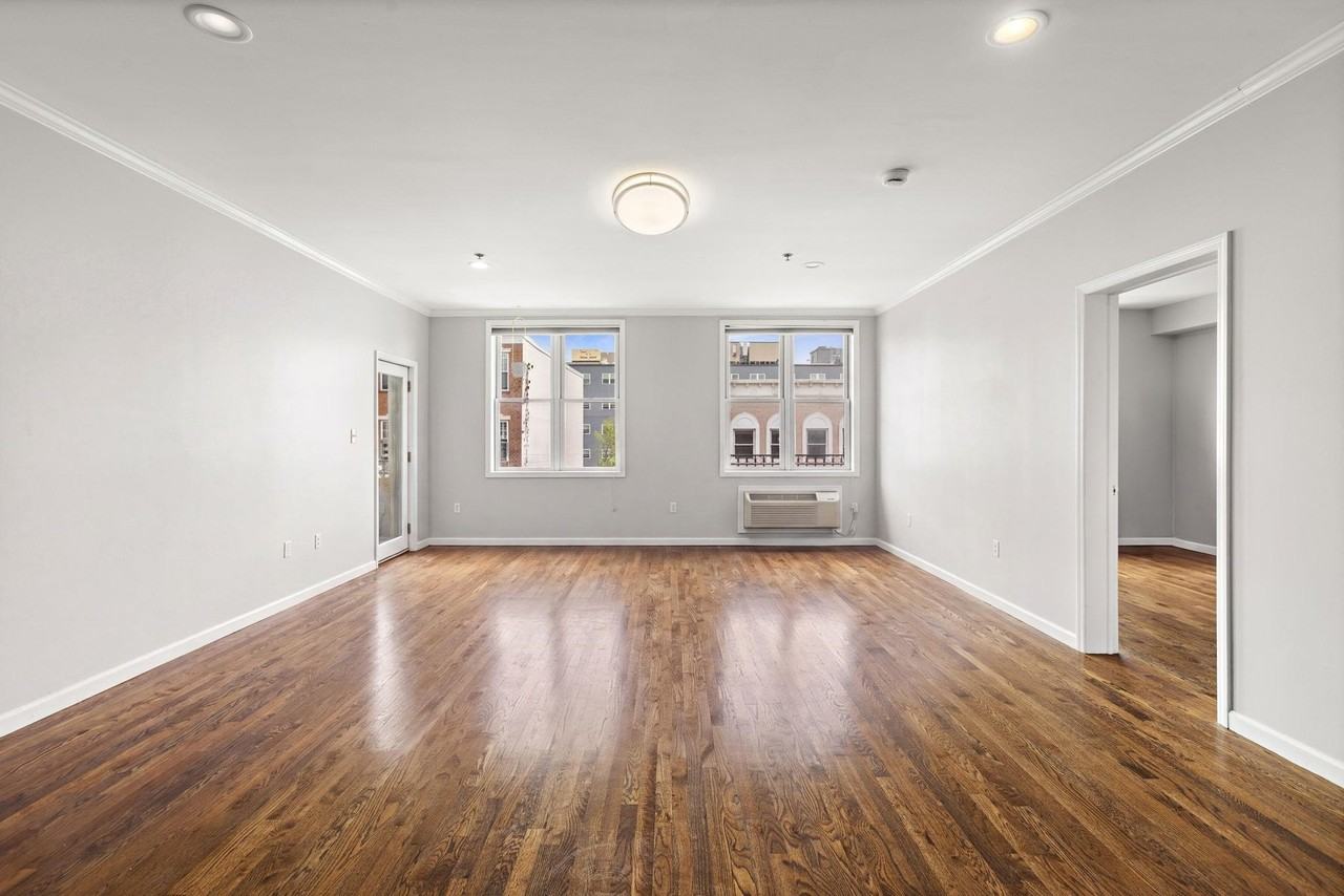 518 Monroe St #4A - Photo 2 of 16