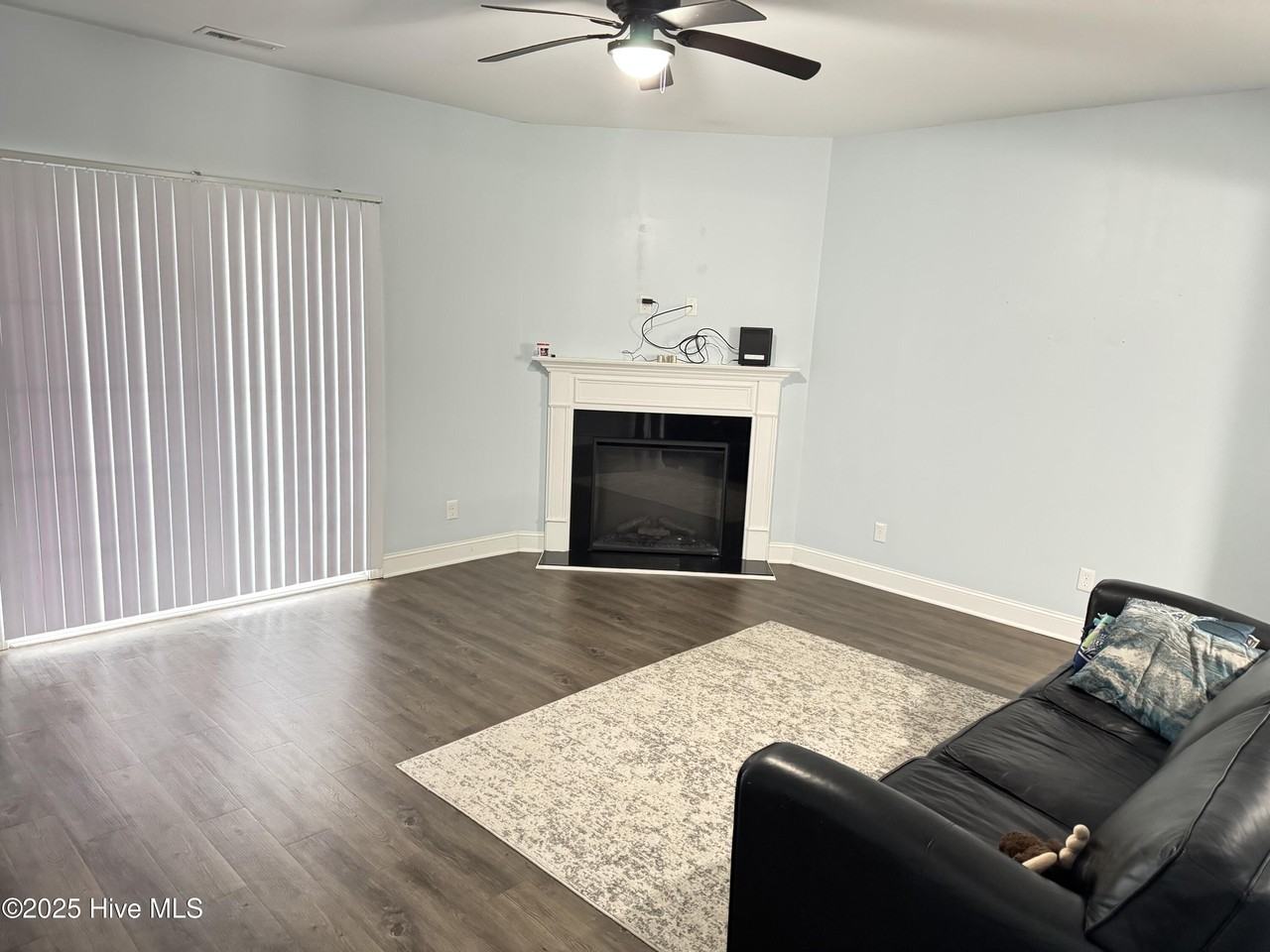 2213 Chavis Dr #B - Photo 7 of 17