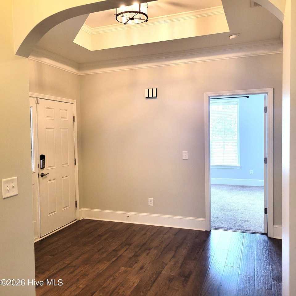 161 Keowee Cir - Photo 7 of 50