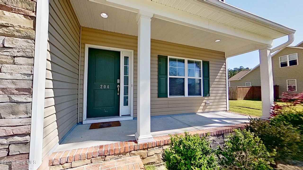 204 Murifield Dr - Photo 2 of 42