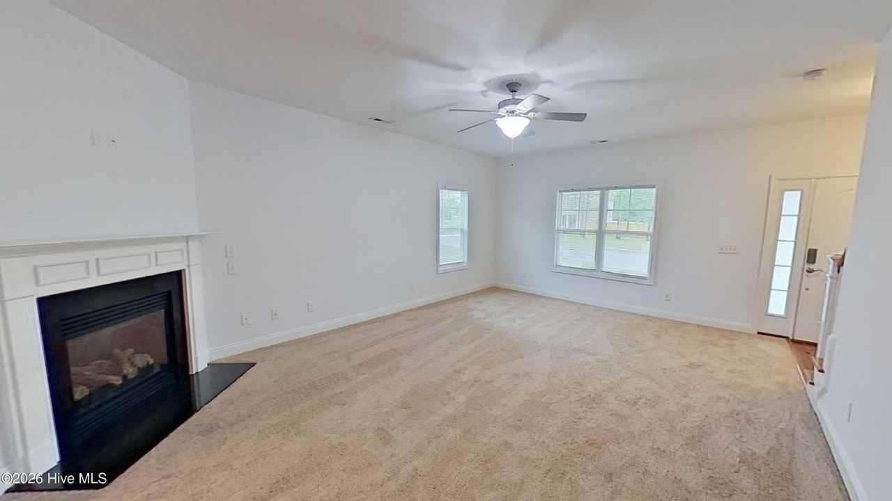 204 Murifield Dr - Photo 4 of 42