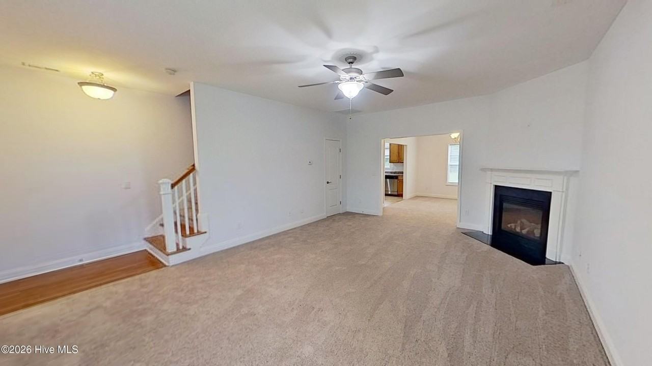 204 Murifield Dr - Photo 5 of 42