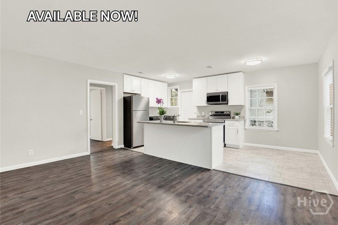 1309 E 55th St - Photo 3 of 27