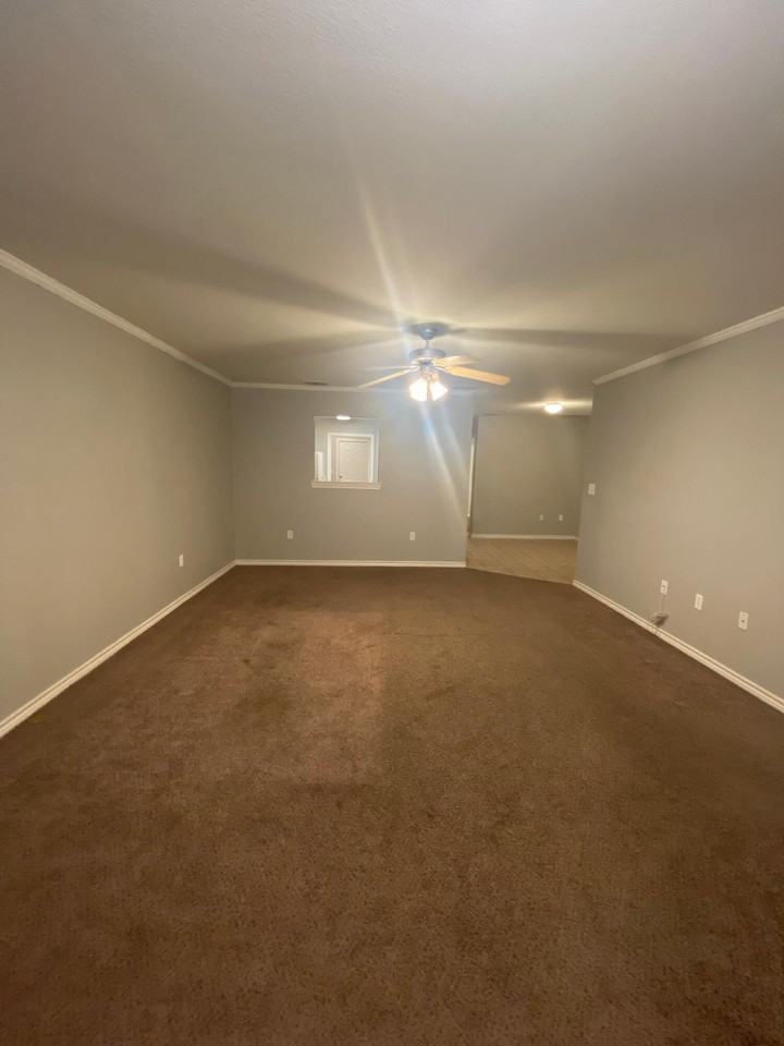 5420 Kemper St - Photo 2 of 19