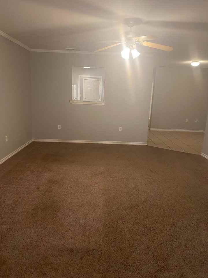 5420 Kemper St - Photo 3 of 19