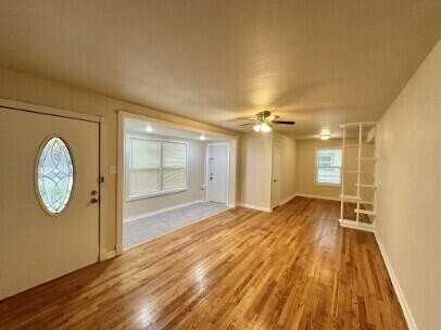 4214 37th St - Photo 3 of 14