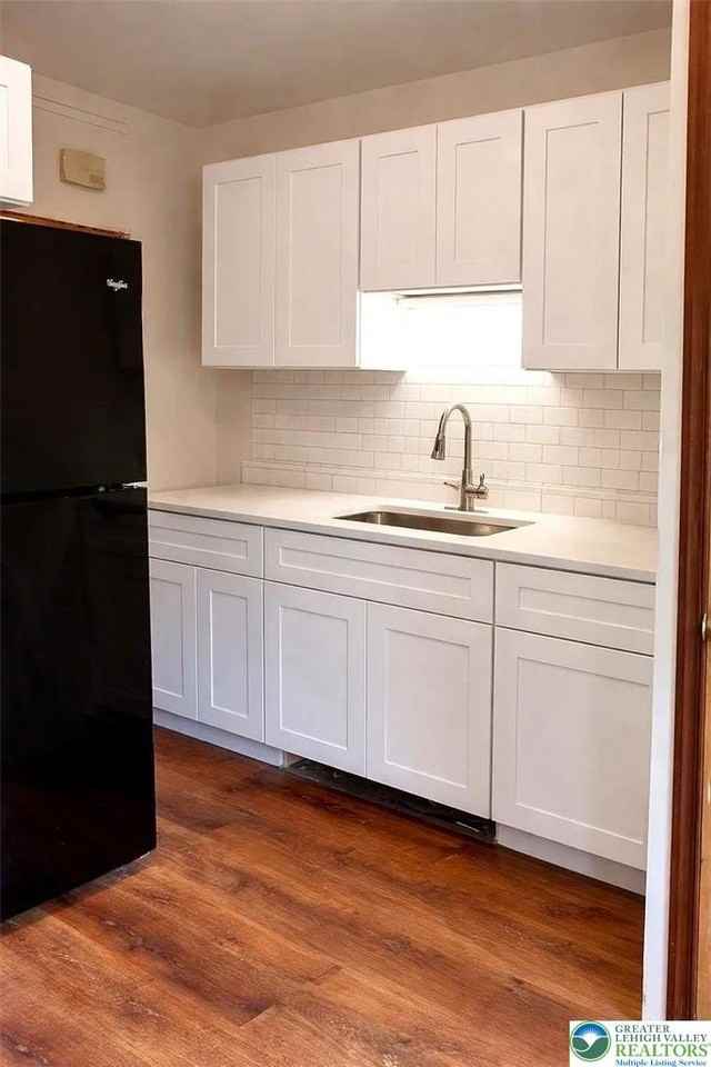 748 S Hall St #1 - Photo 3 of 11