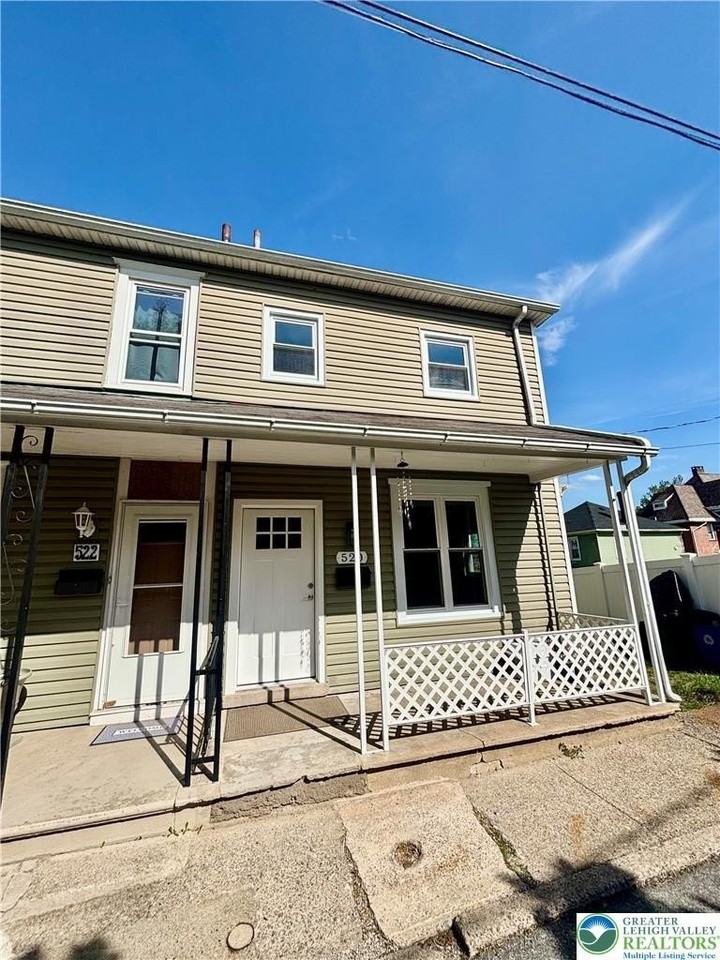520 Pulaski St - Photo 2 of 20