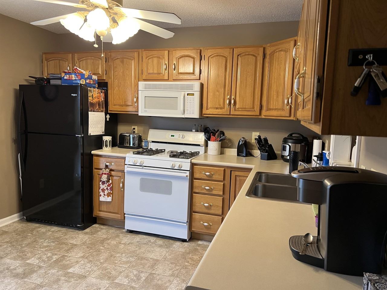 209 Radford Dr #1 - Photo 4 of 9