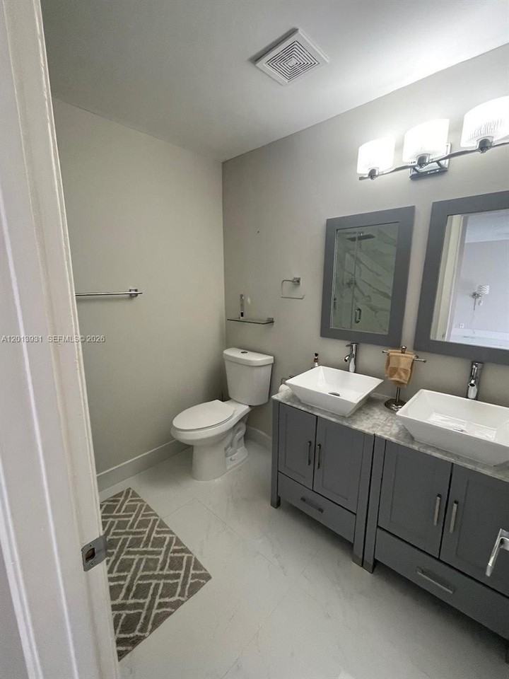 8203 Nw 9th Ct #2 - Photo 7 of 37