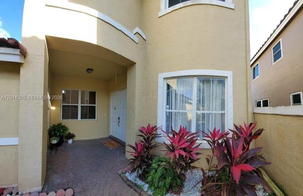13590 Sw 144th Ter #0 - Photo 2 of 13